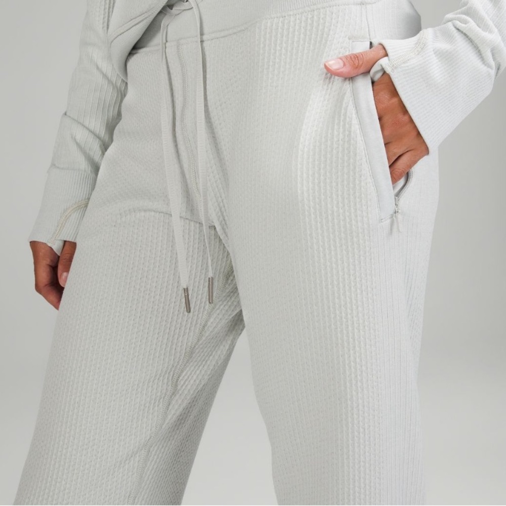Lululemon Engineered Relaxed Fit Jogger